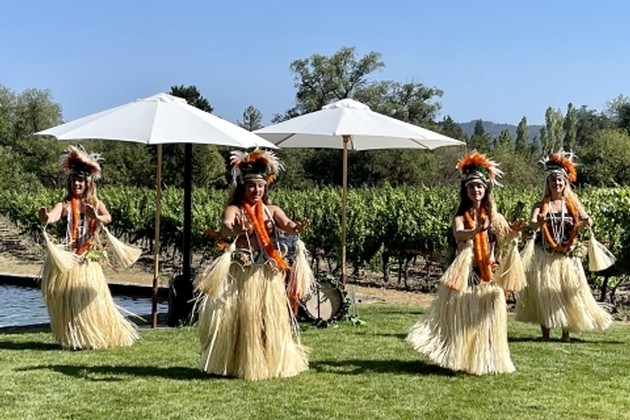 Luau on the Lawn Dinner